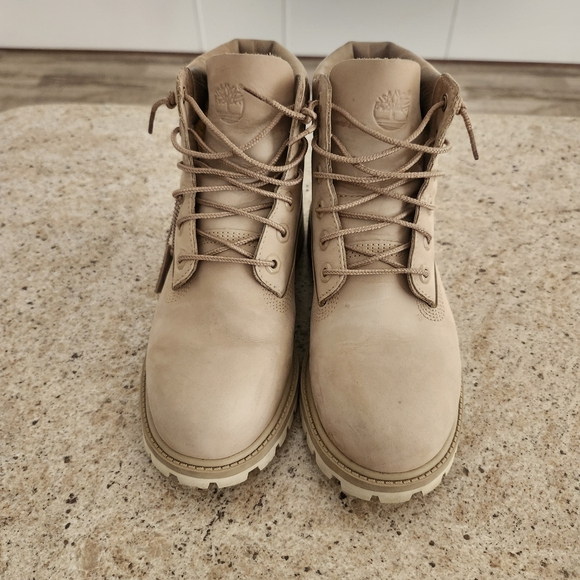 Timberland Tan Lace-Up Boots - Picture 2 of 15